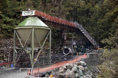 新西蘭官方首次稱被困礦工或已遇難 公布29人名單