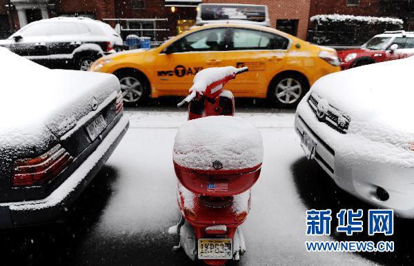 紐約遭暴風雪襲擊 部分地區能見度為零