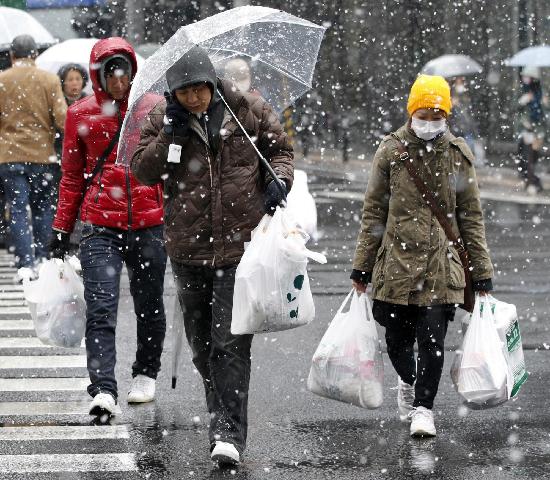 組圖：日本仙臺災區天降大雪 救災工作仍井然有序