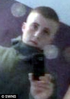 英兩“人渣男孩”過失殺人指控被駁回 叫囂網絡惹眾怒