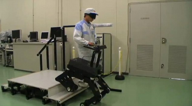 爬樓梯、躲障礙樣樣行 日本導盲機器狗將惠及萬千盲人