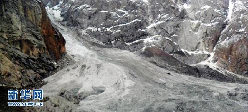 巴基斯坦軍方公布雪崩事故現場照片