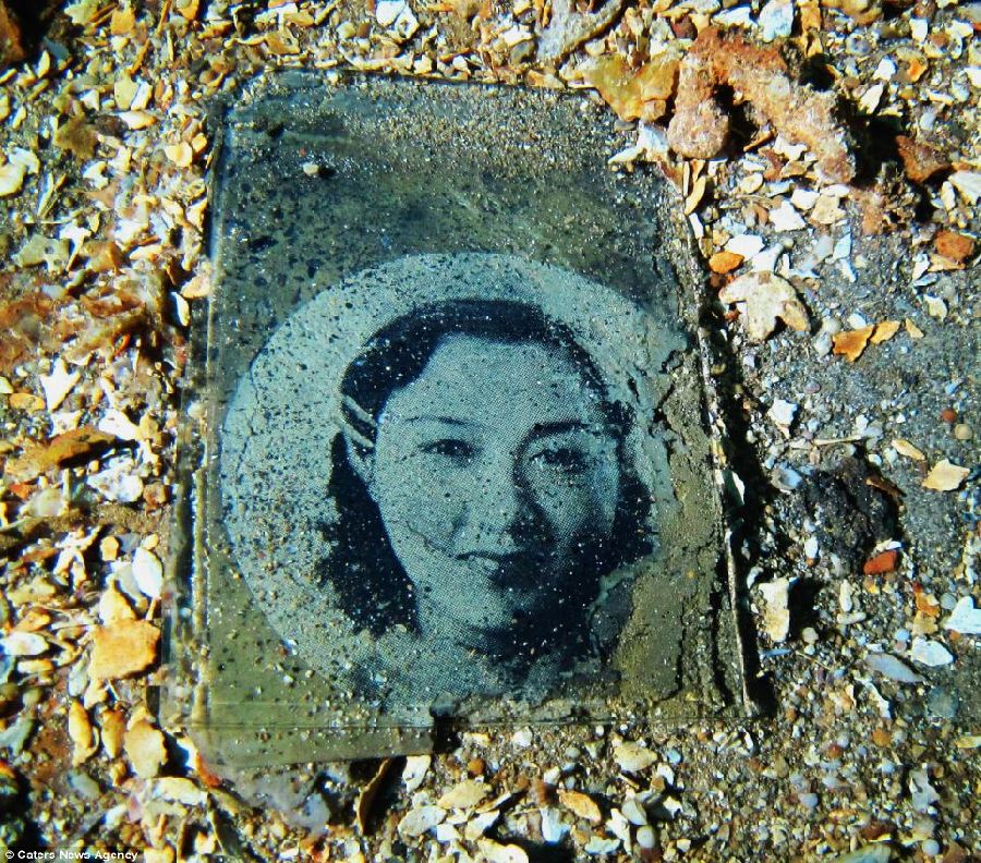 英女攝影師探秘最大水下二戰(zhàn)船舶墓地 日軍曾駐扎