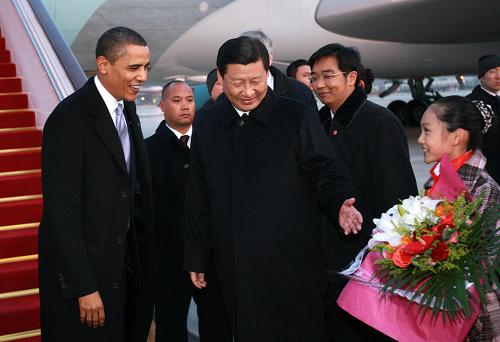 美國總統奧巴馬乘專機飛抵北京 習近平前往迎接