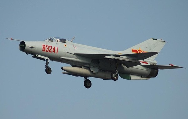 中國空軍現役機型圖集