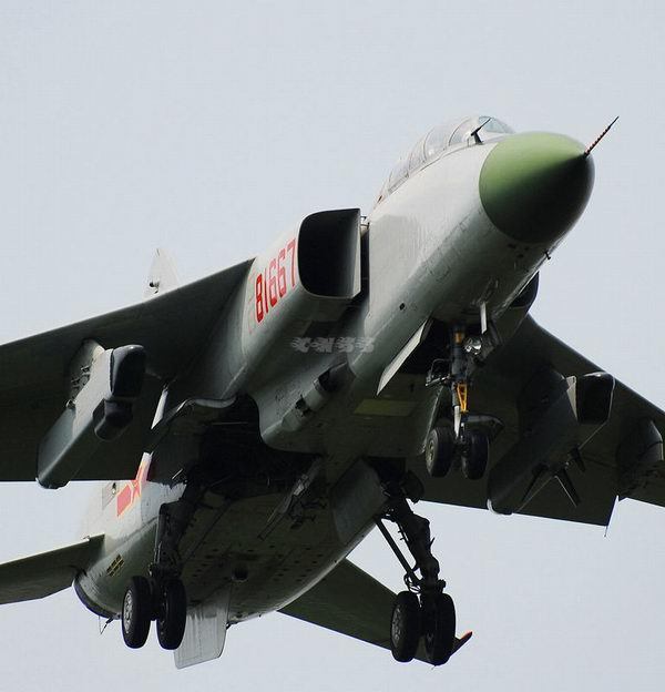 中國空軍現役機型圖集