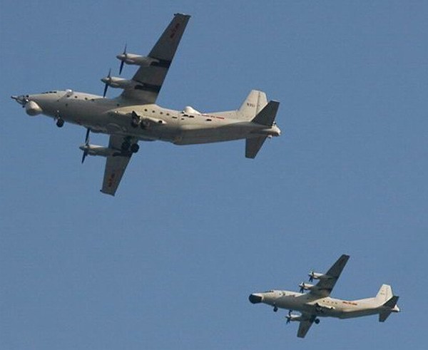 中國空軍現役機型圖集