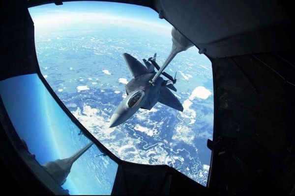 美F-22隱身戰斗機