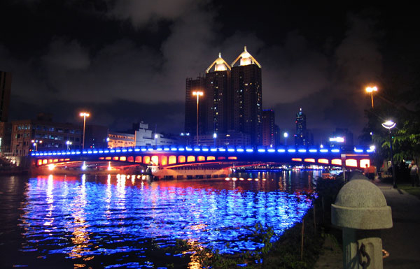 高雄市副議長(zhǎng):我是中國(guó)人 兩岸統(tǒng)一只是時(shí)間問(wèn)題