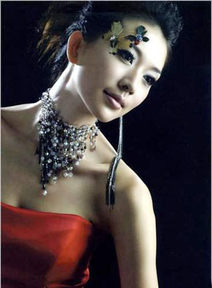 林志玲《赤壁》臺(tái)詞僅兩句 淪為大“花瓶”(圖)