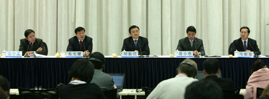 外交部就胡錦濤出席G20峰會、APEC會議舉行媒體吹風會