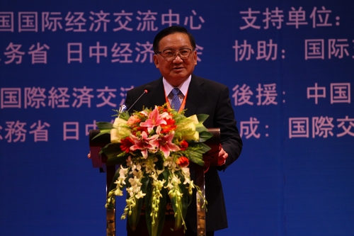 順應(yīng)時(shí)代潮流 把握中日關(guān)系大方向——唐家璇在第七屆北京—東京論壇上的主題演講