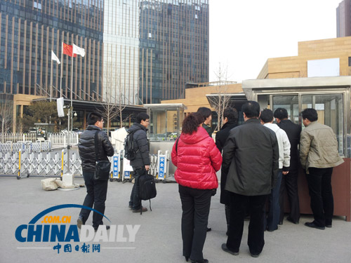 本網(wǎng)獨家探訪政協(xié)委員駐地：進(jìn)入酒店需有“內(nèi)應(yīng)”
