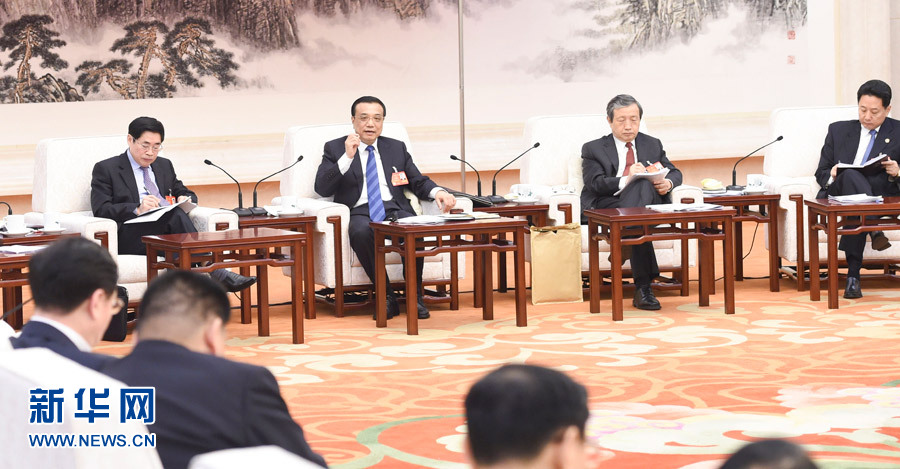 習近平等分別參加全國人大會議一些代表團審議