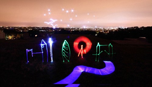 英攝影師用光線作畫(huà) 虛幻縹緲如夢(mèng)境