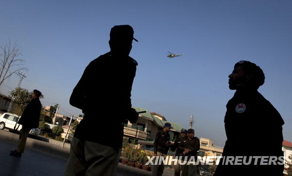 巴基斯坦軍事重鎮發生爆炸交火