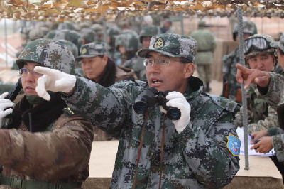 上合軍演進(jìn)行首次實(shí)彈全程陸空綜合演練
