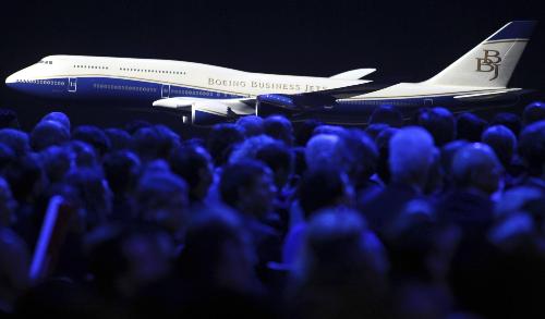 波音公司發(fā)布新型747-8洲際客機(jī)飛機(jī)