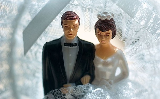 英國提高非歐盟配偶移民門坎 巴基斯坦裔迎來結婚潮