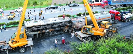 國務院調查組：延安特大交通事故要嚴肅追究責任