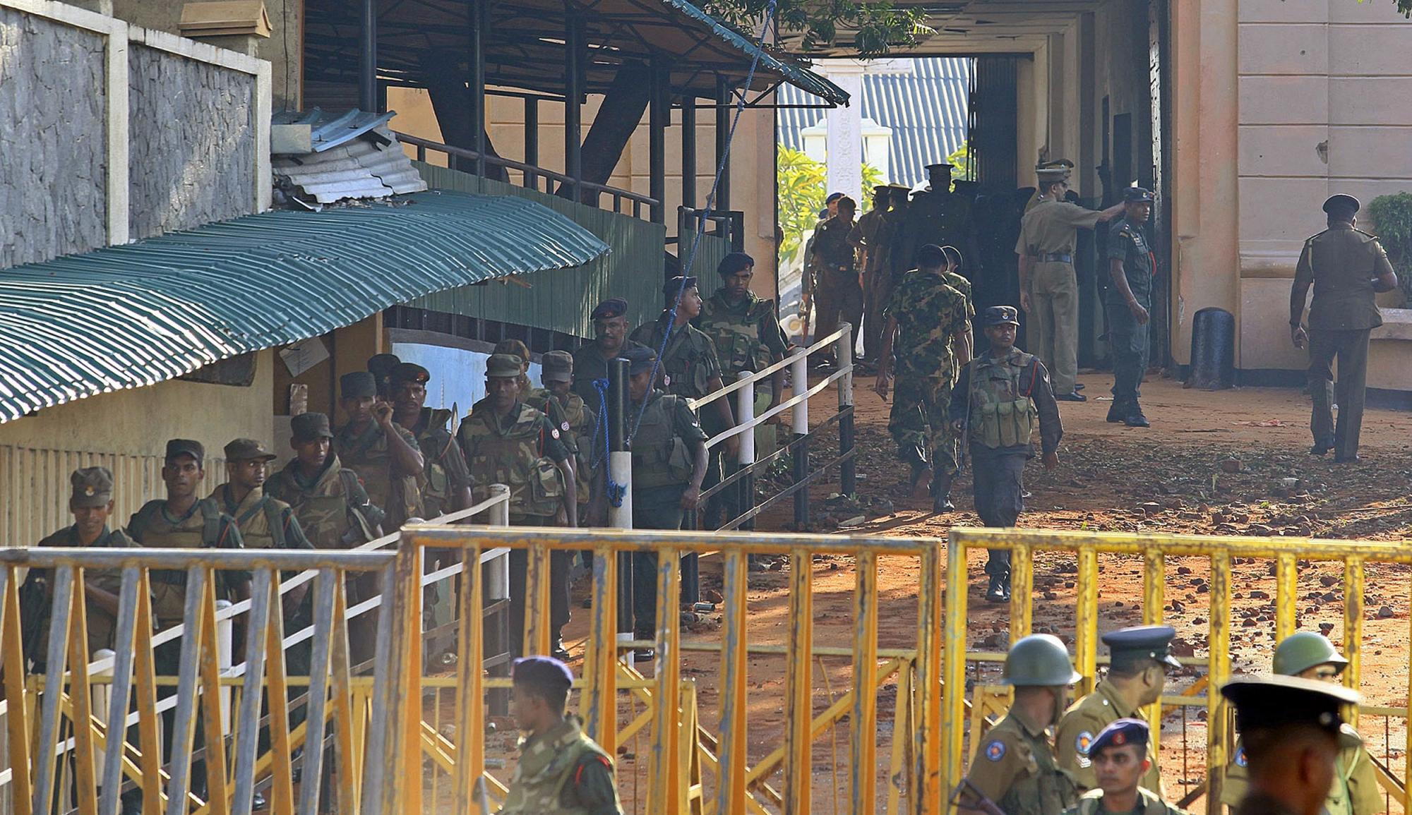 斯里蘭卡最大監(jiān)獄發(fā)生騷亂至少27人死亡 軍方出手控制局勢(shì)