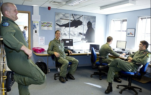 英王室網(wǎng)上曬王子軍營照忘記PS 軍事機密恐泄露