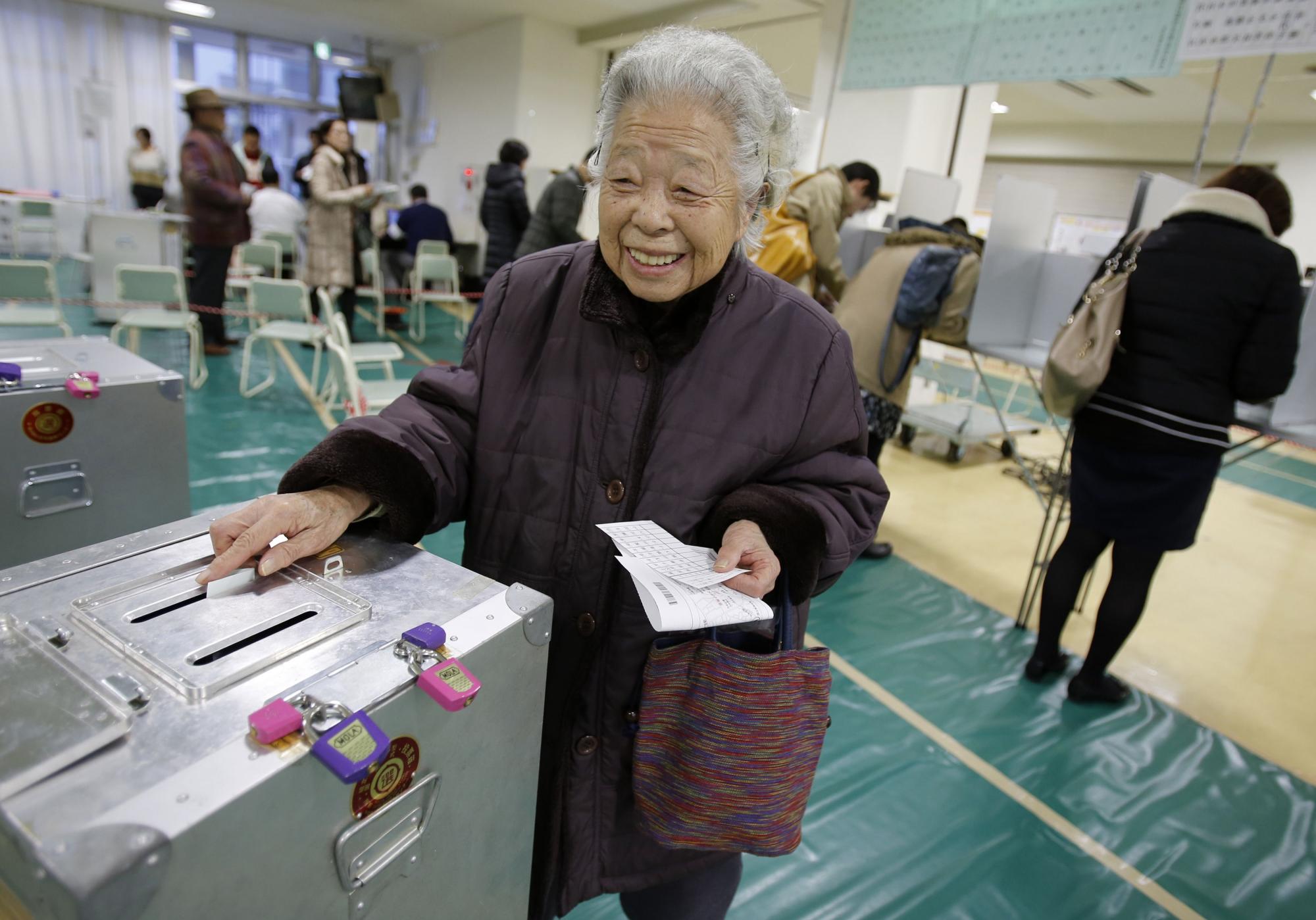 日本眾議院選舉 野田“聽天由命”安倍或東山再起