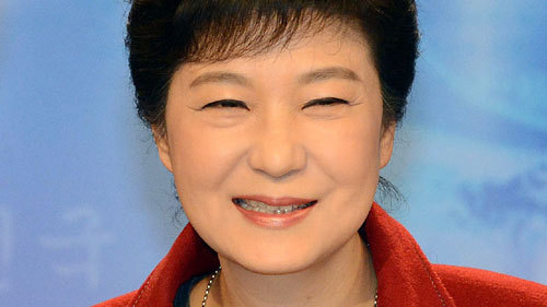 李明博致電祝賀樸槿惠當選新總統