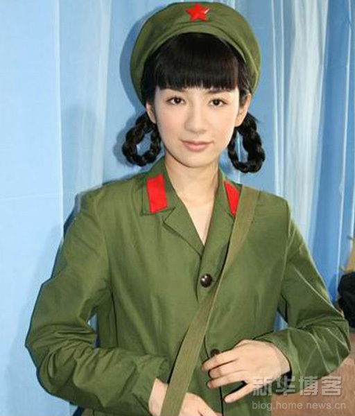 組圖:嬌柔女星軍裝照 誰最惹人愛?