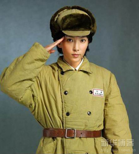 組圖：嬌柔女星軍裝照 誰最惹人愛？