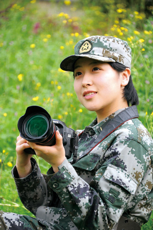 組圖：實拍解放軍各軍兵種美麗女兵