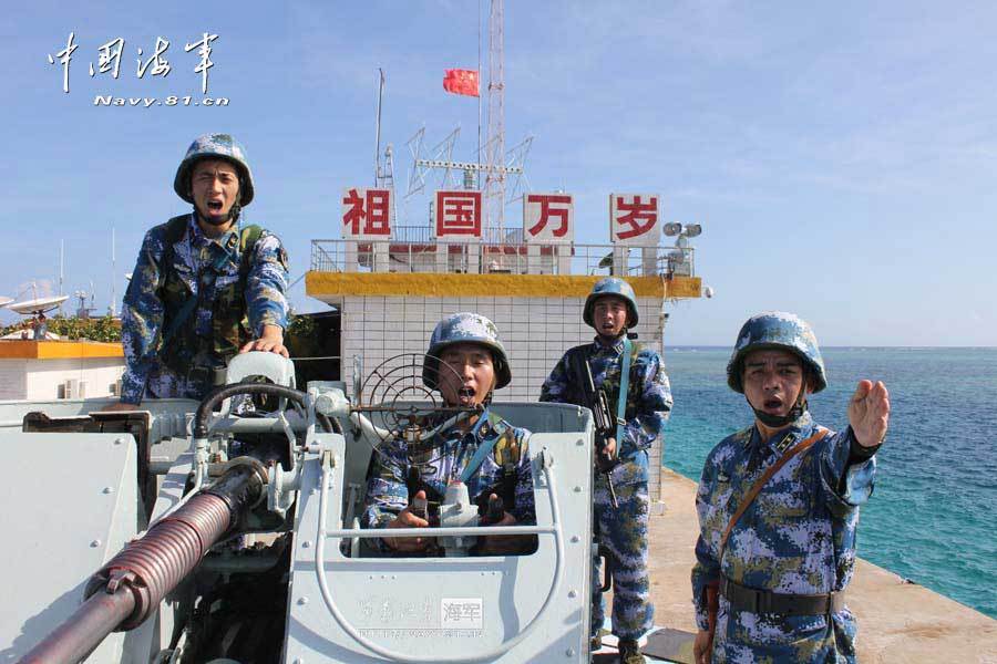 高清：駐永暑礁部隊用重機槍艦炮對海攻擊演練