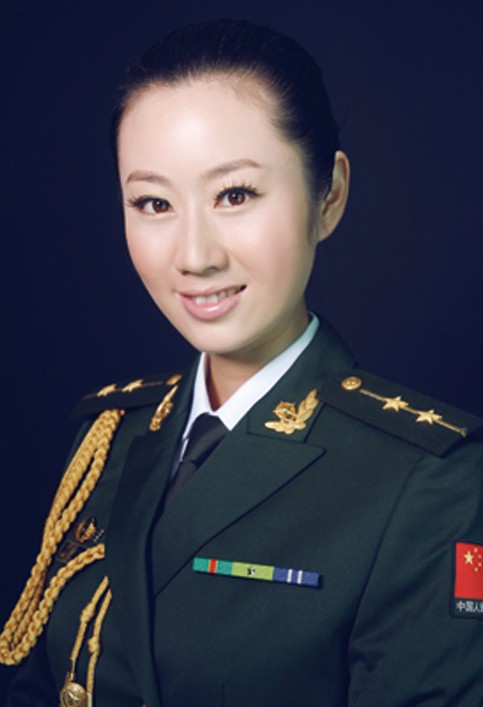 解放軍最新魅力女兵出爐:基層氣質美女多