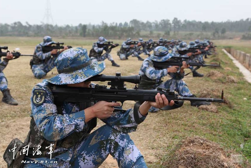 探秘：海軍狙擊手錘煉百發(fā)百中神技