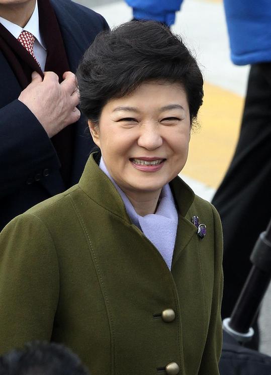 韓國首位女總統樸槿惠宣誓就職精彩瞬間