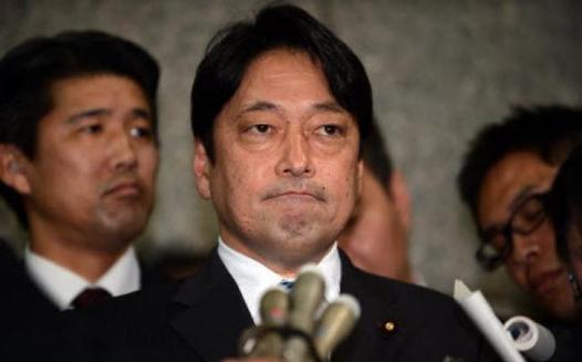 日本防衛(wèi)大臣：抓住中國換屆機會 與中國說上話