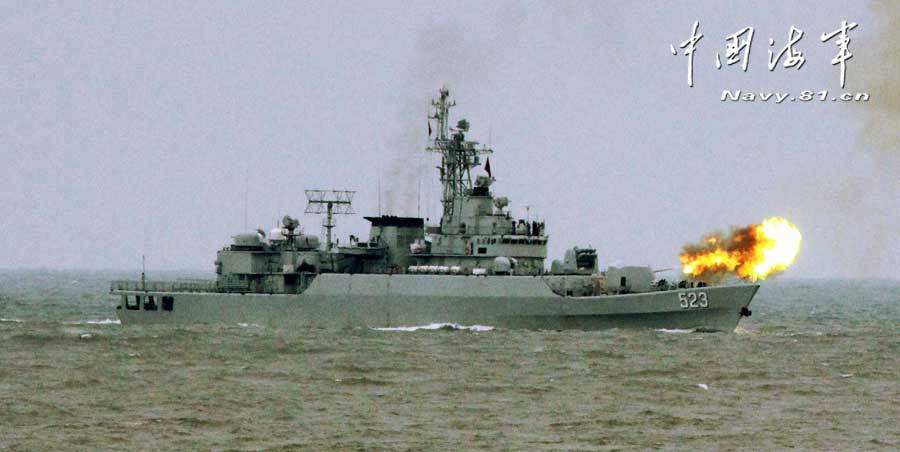 中國海軍特混編隊在東海訓練海空作戰