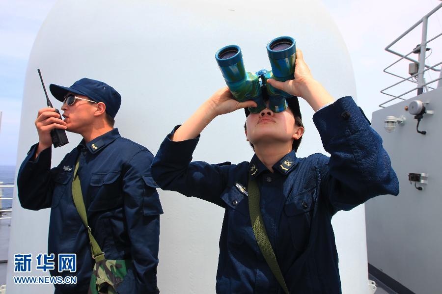 日本防衛(wèi)省稱中國海軍艦艇首次通過宗谷海峽（組圖）