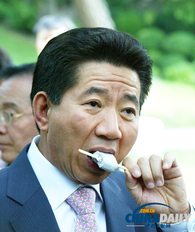 炎炎夏日 各國(guó)政要難抵冰淇淋誘惑（高清組圖）