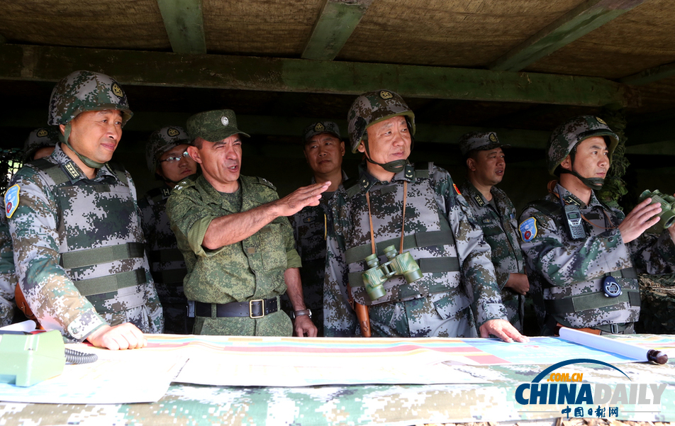 “和平使命―2013”中俄聯合反恐軍事演習實兵演習舉行