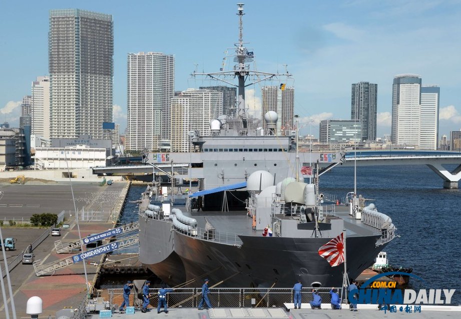 美國第七艦隊的指揮艦“藍嶺號”抵日本進行友好訪問（高清組圖）