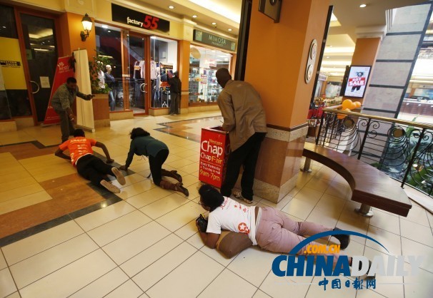 肯尼亞在機(jī)場逮捕十余名恐怖嫌犯 與商場襲擊案有關(guān)