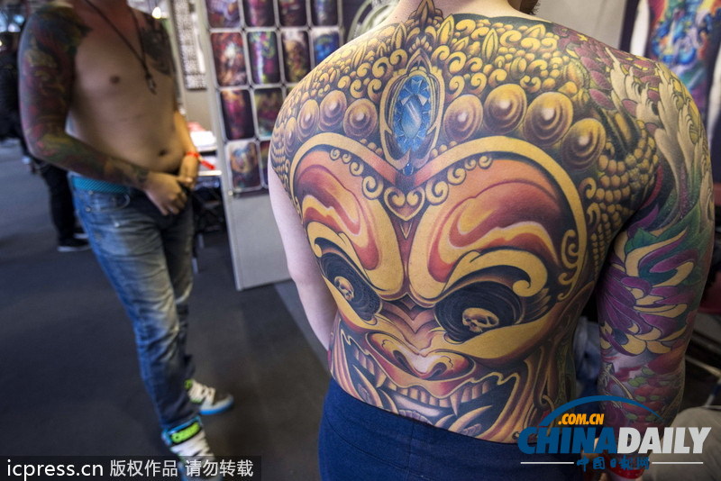 英國(guó)舉辦國(guó)際紋身大會(huì) 另類藝術(shù)令人瞠目