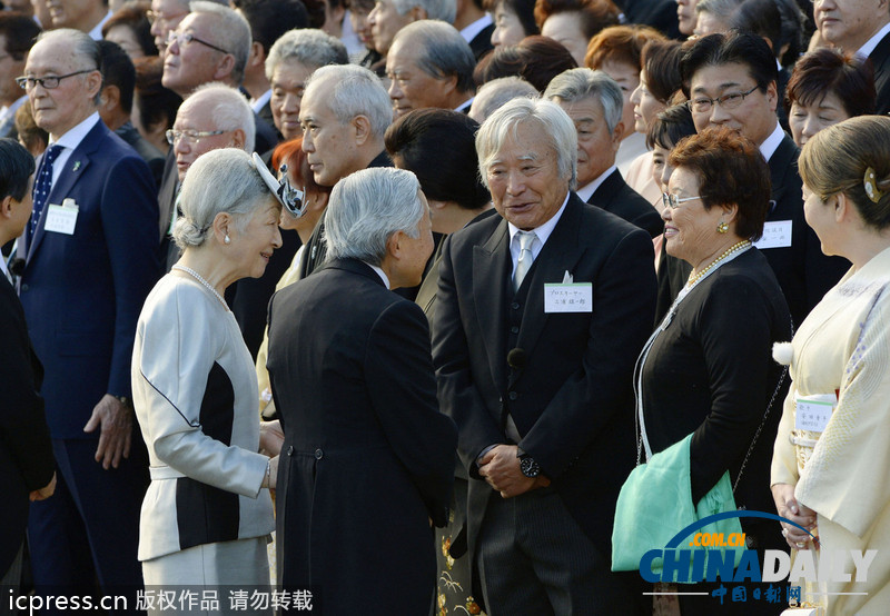 日本天皇夫婦開辦秋季游園會 會見八旬珠峰征服者（組圖）