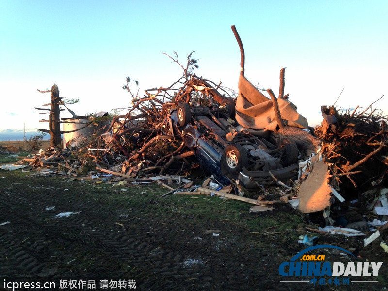 美國中西部遭龍卷風襲擊 受損地區場面震撼