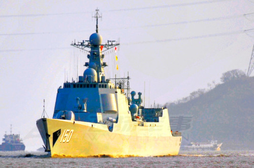 【盤點】中國海軍一年入列的17艘軍艦
