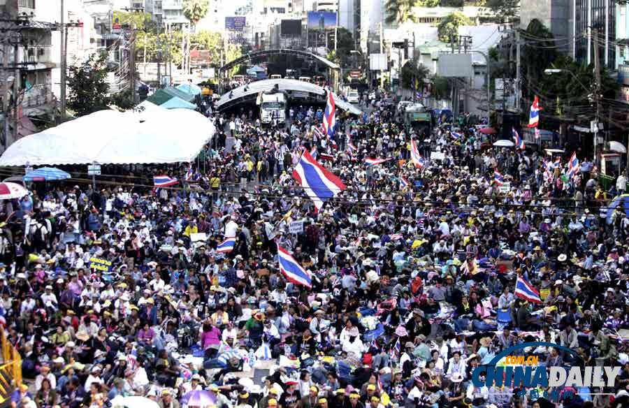 “封鎖曼谷”第二日：泰反對派沖擊政府各部大樓