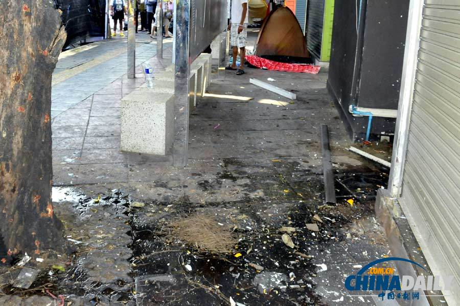 泰國(guó)反政府示威據(jù)點(diǎn)遭炸彈襲擊 至少28人受傷