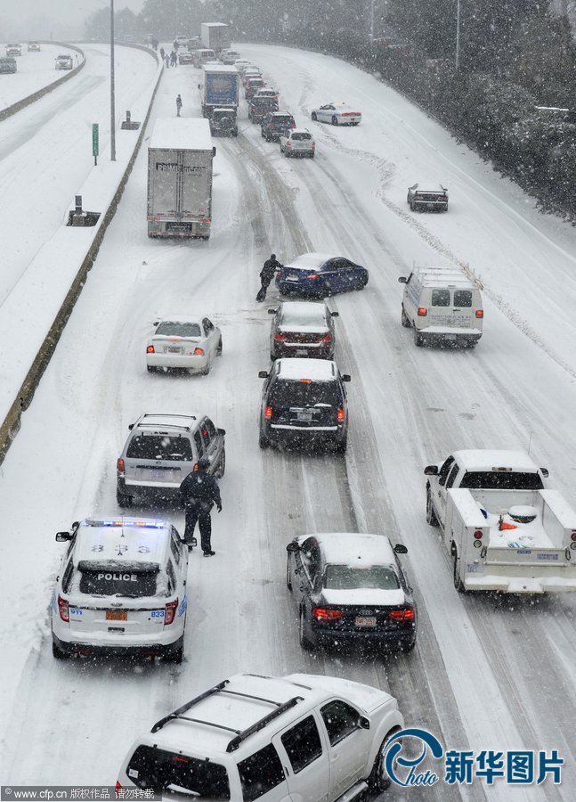 美國南部遭遇災難性暴風雪：大雪厚冰前所未有