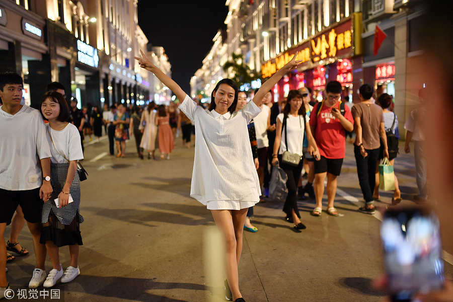 春節不知道去哪玩？國內十大熱門城市走起?。ńM圖）